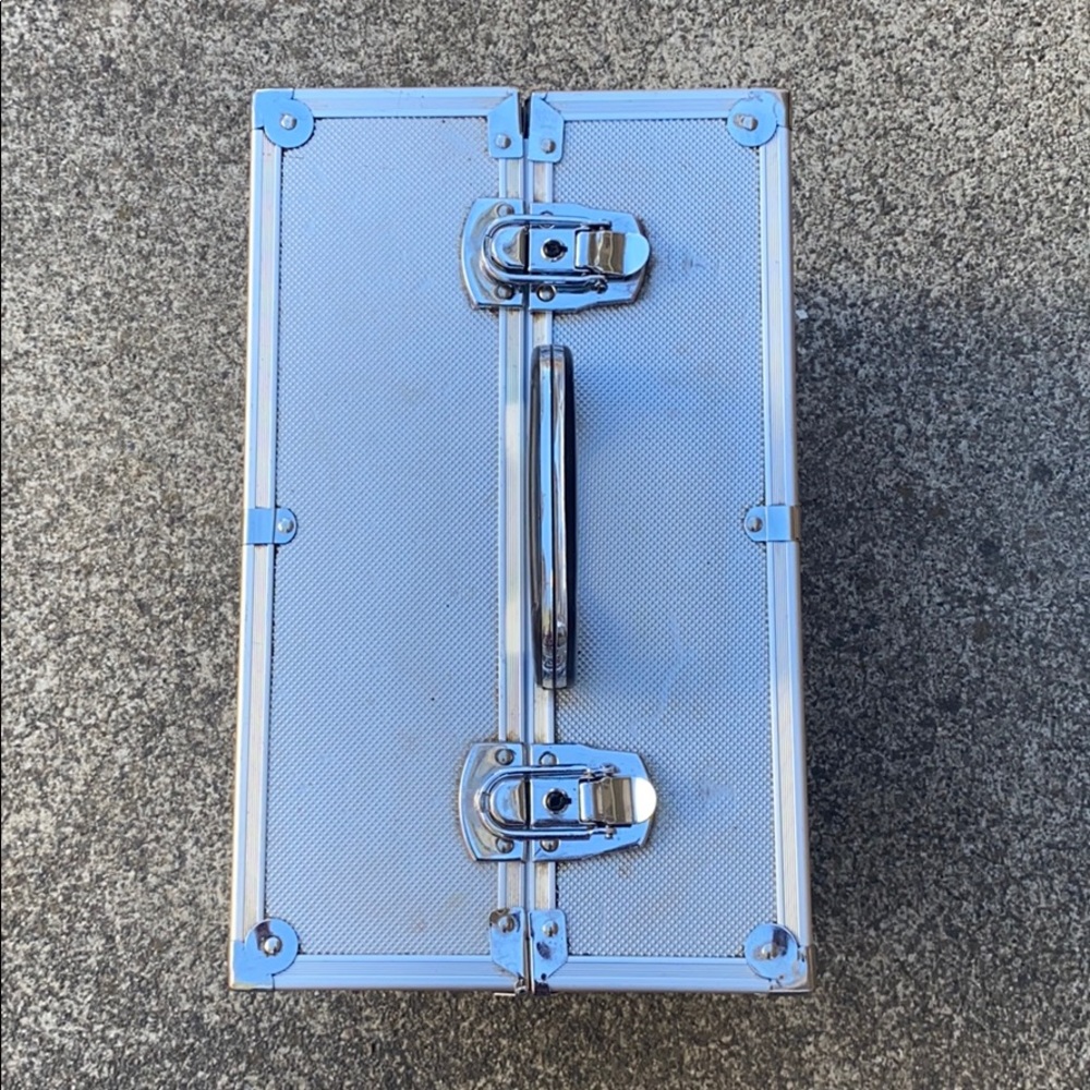 Vintage Metal Makeup Box